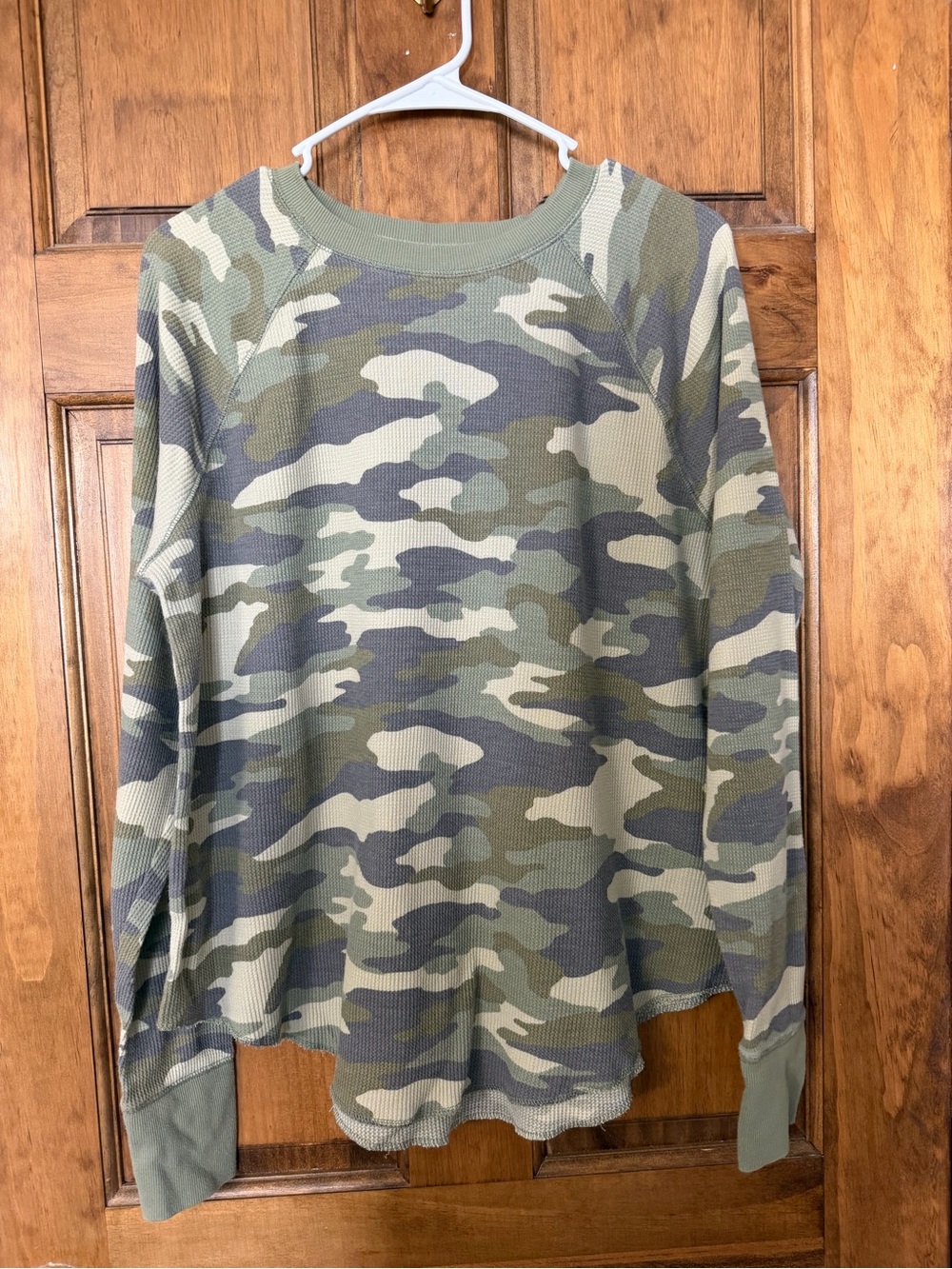 Women’s So Camo Long-Sleeve Thermal Top - Green Camo